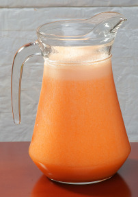 果汁饮料图片鲜榨哈密瓜汁3